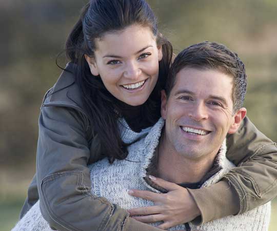 Happy-Couple-After-Successful-Vasectomy-Procedure