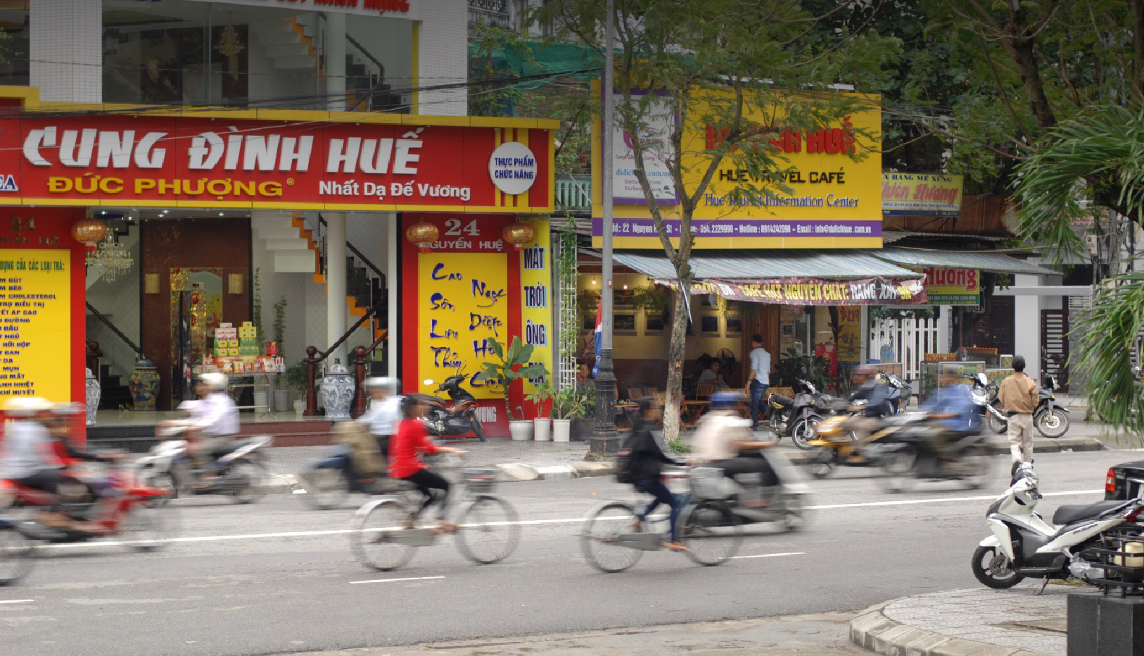 Bicycle-and-Motorbike-transportation